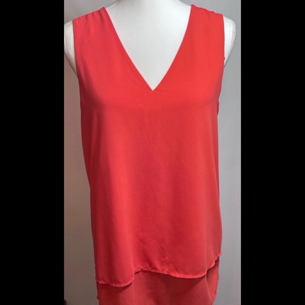 Michael Kors Gorgeous Top, Size Large in excellent condition  🔥